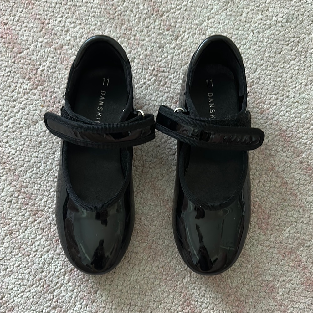 Kids tap shoes
